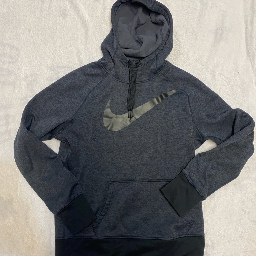 Nike pullover